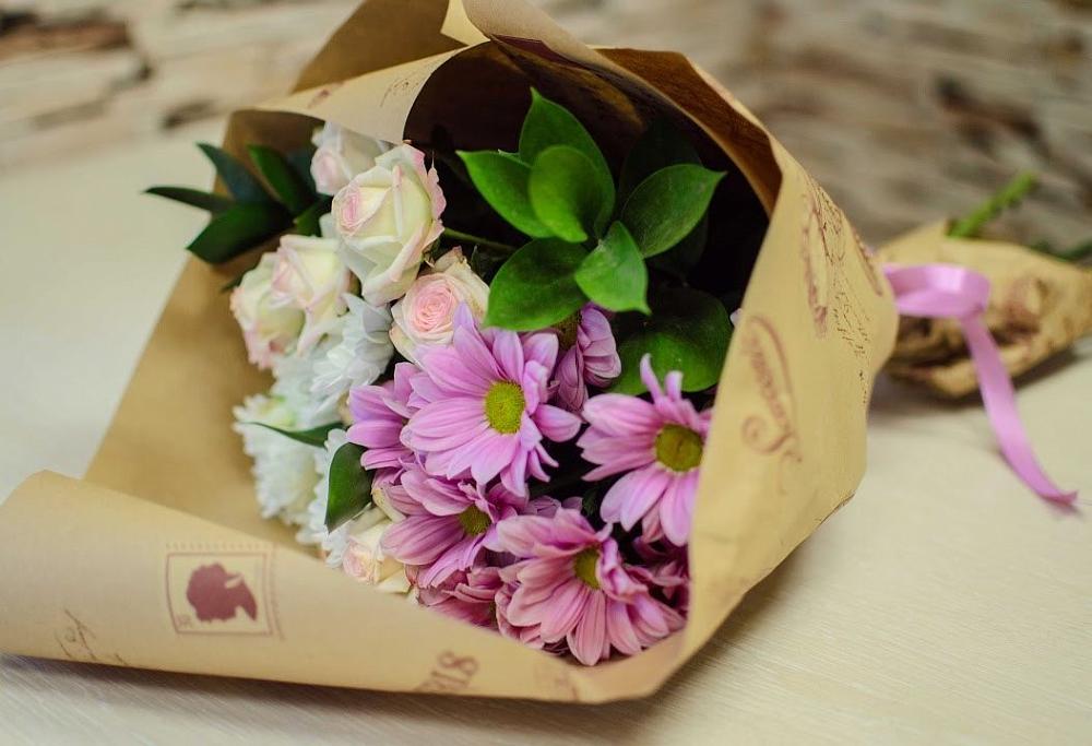 Букет цветов из: Розы и Хризантемы в Воронцовке