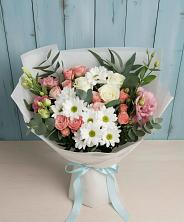 Букет цветов из:  Розы, Лизиантусы и Хризантемы в Воронцовке