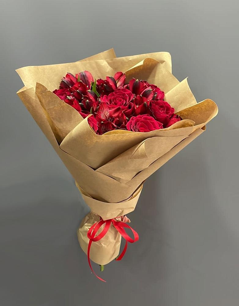 Букет цветов из: Альстромерии и Розы в Воронцовке