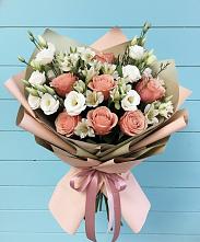 Букет цветов из:  Розы, Альстромерии и Лизиантусы в Воронцовке
