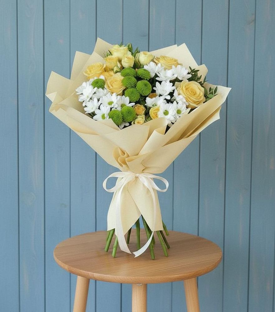 Букет цветов из: Хризантемы и Розы в Воронцовке