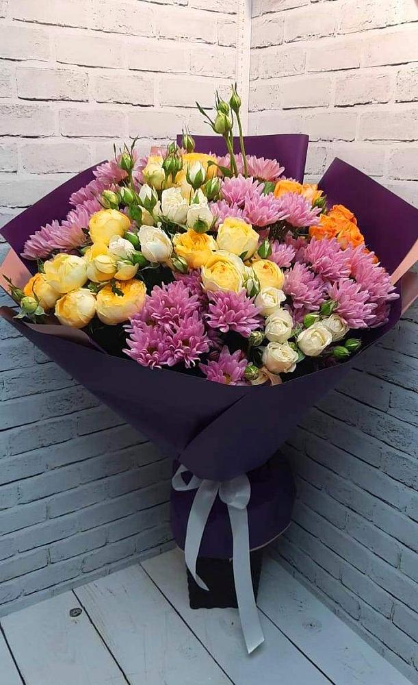 Букет цветов из: Хризантемы и Розы в Воронцовке