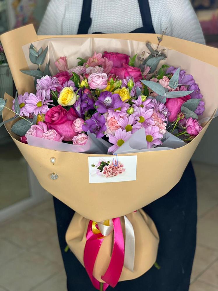 Букет цветов из: Хризантемы, Гвоздики и Альстромерии в Воронцовке