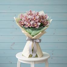 Букет цветов из:  Орхидеи и Розы в Воронцовке