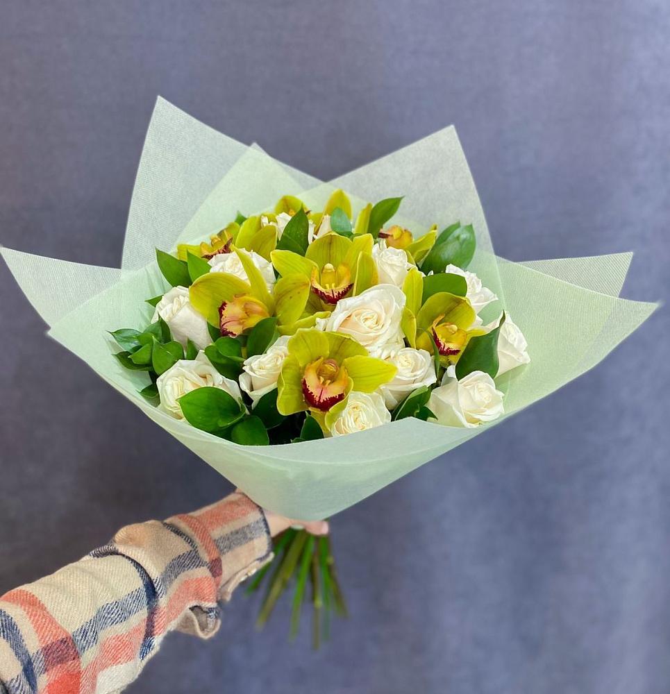 Букет цветов из: Орхидеи и Розы в Воронцовке