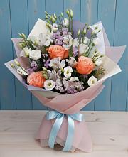 Букет цветов из:  Лизиантусы, Розы, Альстромерии и Гипсофила #REPLACE_PRED# Воронцовке