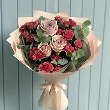 Букет цветов из:  Гвоздики и Розы в Воронцовке